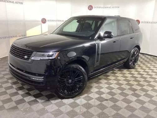 2025 Land Rover Range Rover P400 SE
