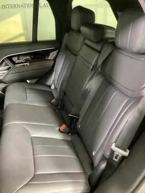 2025 Land Rover Range Rover P400 SE