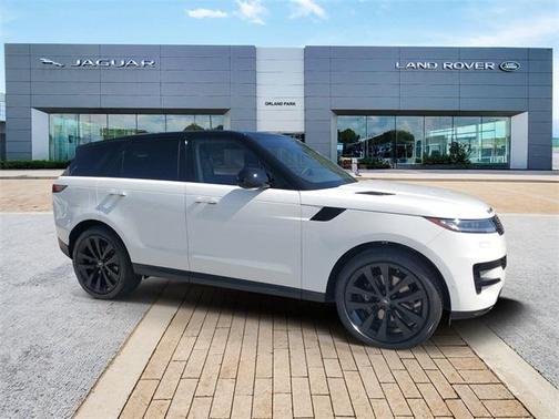 2025 Land Rover Range Rover Sport SE