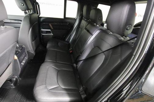 2024 Land Rover Defender 110 P400 S