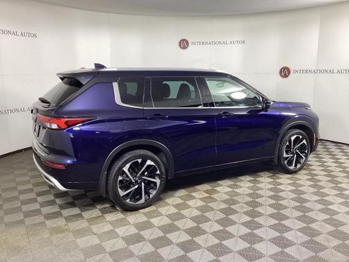 2023 Mitsubishi Outlander 