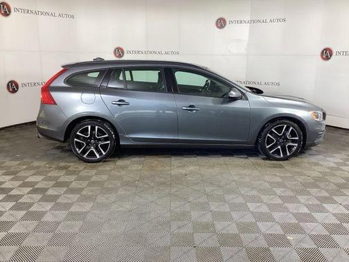 2018 Volvo V60 T5 Dynamic