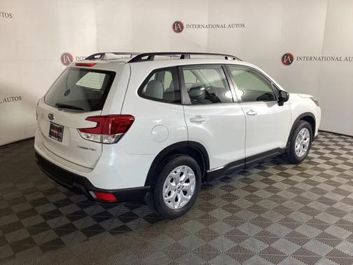 2023 Subaru Forester Base