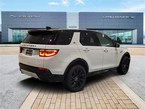 2025 Land Rover Discovery Sport Dynamic SE