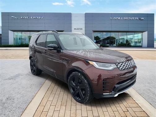 2026 Land Rover Discovery Tempest Edition