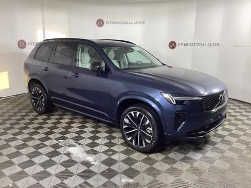 2026 Volvo XC90 Ultra Dark Theme, B6 AWD Gas (mild hybrid), Gasoline, 7 Seats