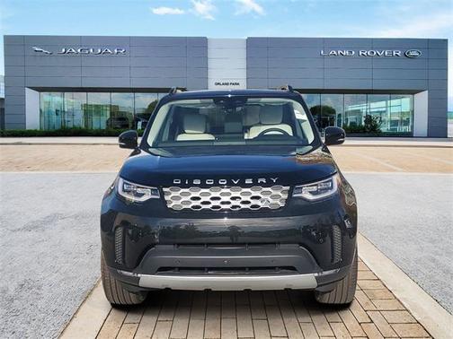2025 Land Rover Discovery P300 S