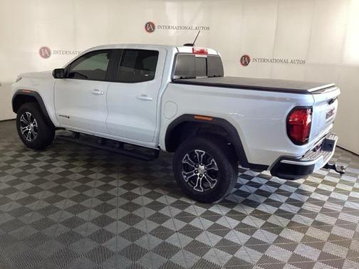 2023 GMC Canyon Base