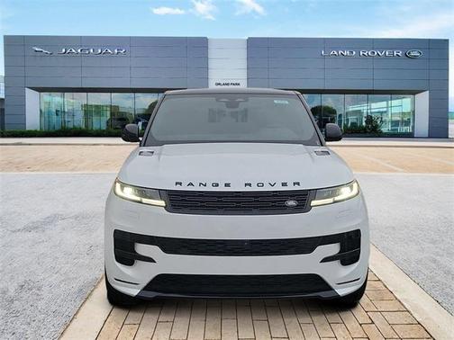 2025 Land Rover Range Rover Sport SE