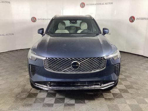 2026 Volvo XC90 Core, B5 AWD Gas (mild hybrid), Gasoline, Bright, 7 Seats