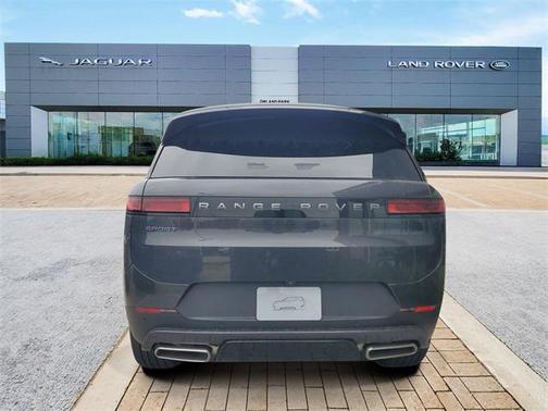 2025 Land Rover Range Rover Sport SE