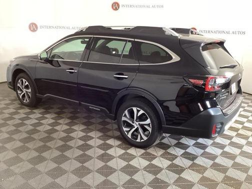 2022 Subaru Outback Touring XT