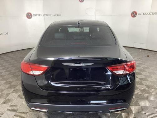 2016 Chrysler 200 S