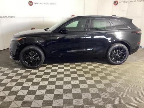 2026 Land Rover Range Rover Velar P250 SE R-Dynamic