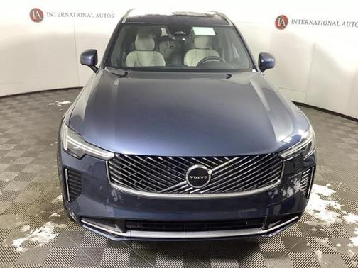 2026 Volvo XC90 Core, B5 AWD Gas (mild hybrid), Gasoline, Bright, 7 Seats