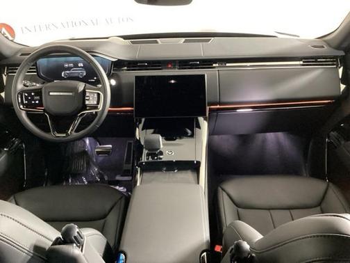 2025 Land Rover Range Rover Sport SE