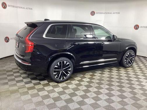 2026 Volvo XC90 Plus, B5 AWD Gas (mild hybrid), Gasoline, Bright, 7 Seats