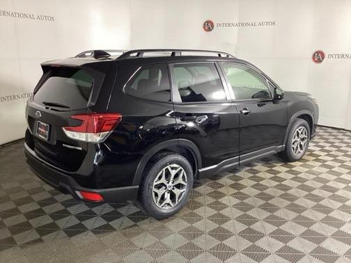 2022 Subaru Forester Premium
