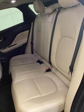 2019 Jaguar F-PACE 25t Premium