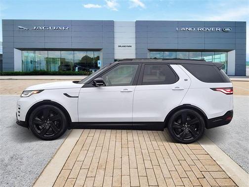 2024 Land Rover Discovery P360 Metropolitan Edition