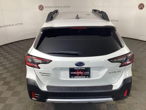 Crystal White Pearl 2020 Subaru Outback Limited