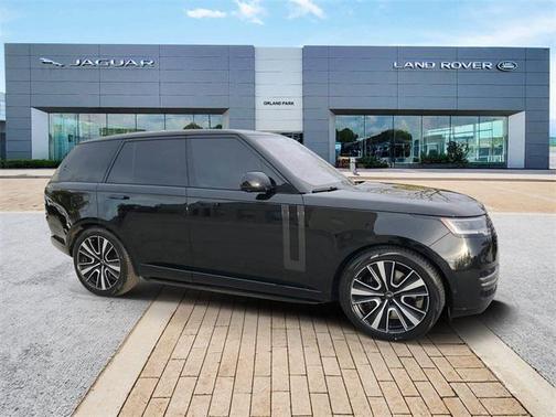 2023 Land Rover Range Rover P530 SE