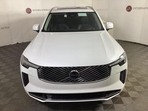 2025 Volvo XC90 Plug-In Hybrid T8 Ultra 7-Seater