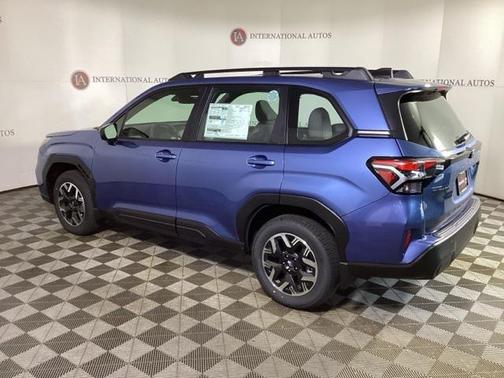 2025 Subaru Forester Base