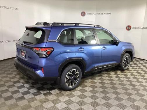 2025 Subaru Forester Base