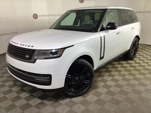 2025 Land Rover Range Rover P400 SE