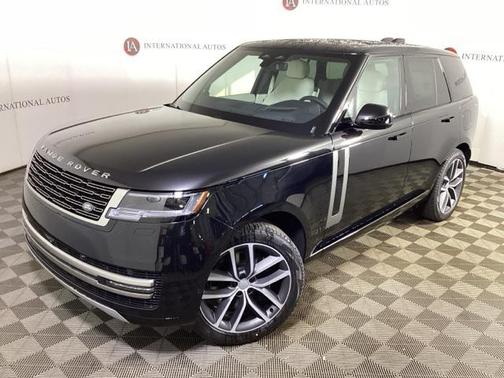 2025 Land Rover Range Rover P550e SE