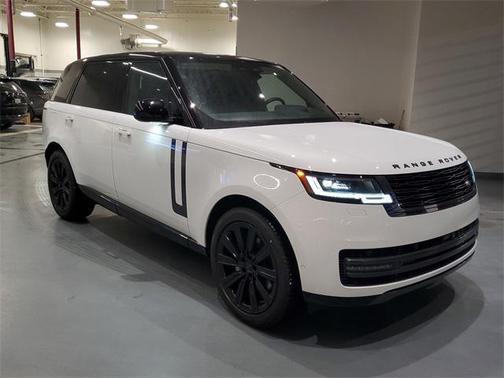 2026 Land Rover Range Rover P400 SE 7 Seat