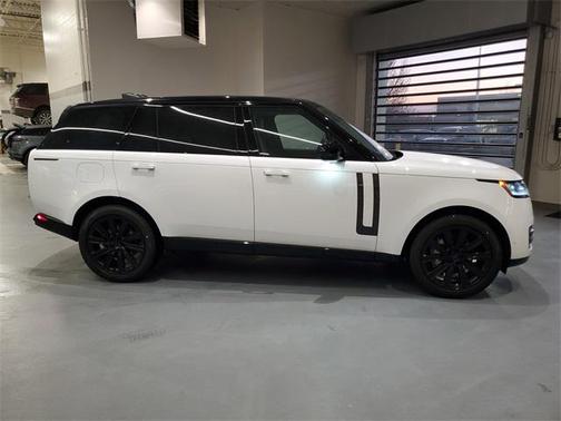 2026 Land Rover Range Rover P400 SE 7 Seat