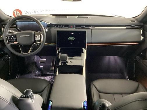 2025 Land Rover Range Rover Sport SE