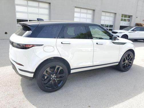 Fuji White 2026 Land Rover Range Rover Evoque S