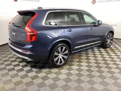 2021 Volvo XC90 T6 Inscription
