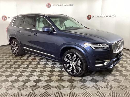 2021 Volvo XC90 T6 Inscription