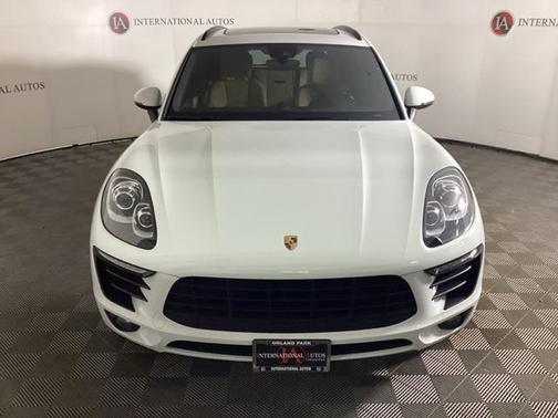 2018 Porsche Macan Base