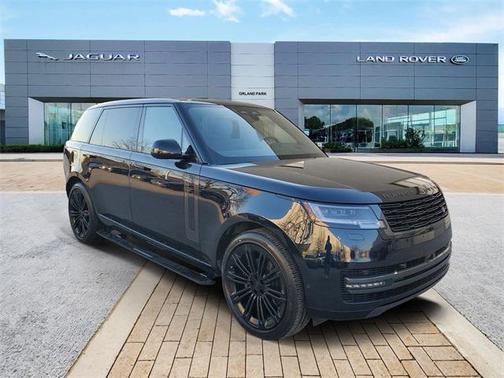 2026 Land Rover Range Rover P400 SE 7 Seat