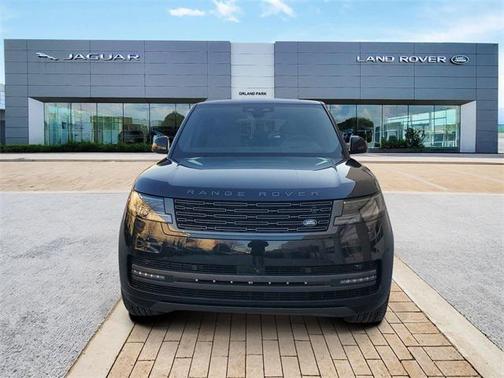 2026 Land Rover Range Rover P400 SE 7 Seat