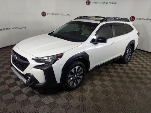 Crystal White Pearl 2024 Subaru Outback Limited