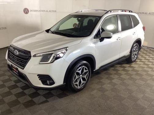 2022 Subaru Forester Premium