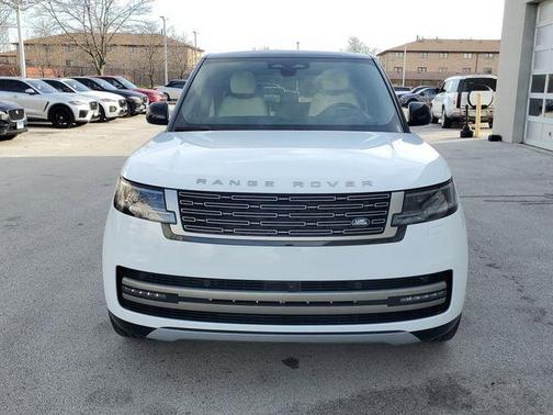 2026 Land Rover Range Rover P400 SE