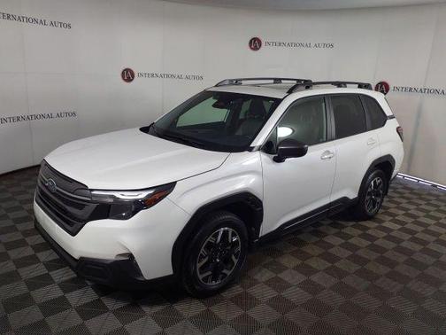 Crystal White Pearl 2025 Subaru Forester Premium