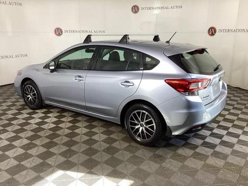 2017 Subaru Impreza 2.0i