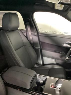 2026 Land Rover Range Rover Velar P400 Dynamic SE