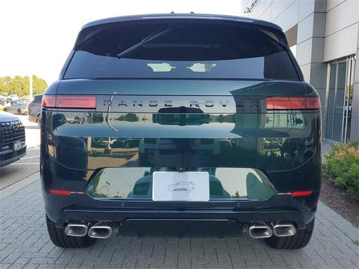 2025 Land Rover Range Rover Sport SE