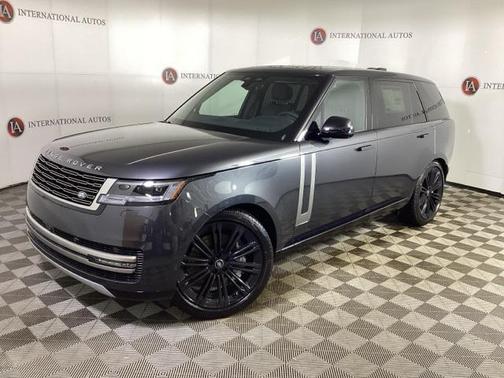 2025 Land Rover Range Rover P530 SE 7 Seat