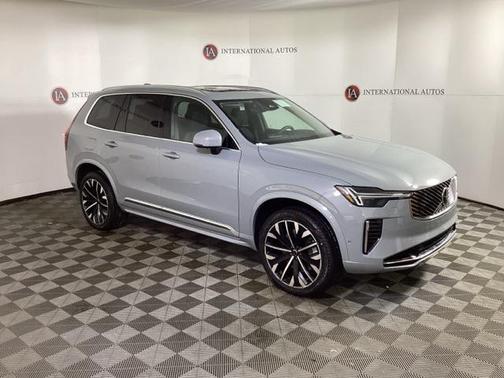 2025 Volvo XC90 Plug-In Hybrid T8 Plus 7-Seater