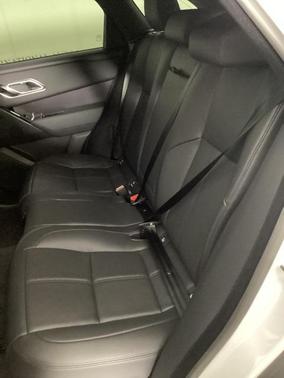 2026 Land Rover Range Rover Velar P250 SE R-Dynamic
